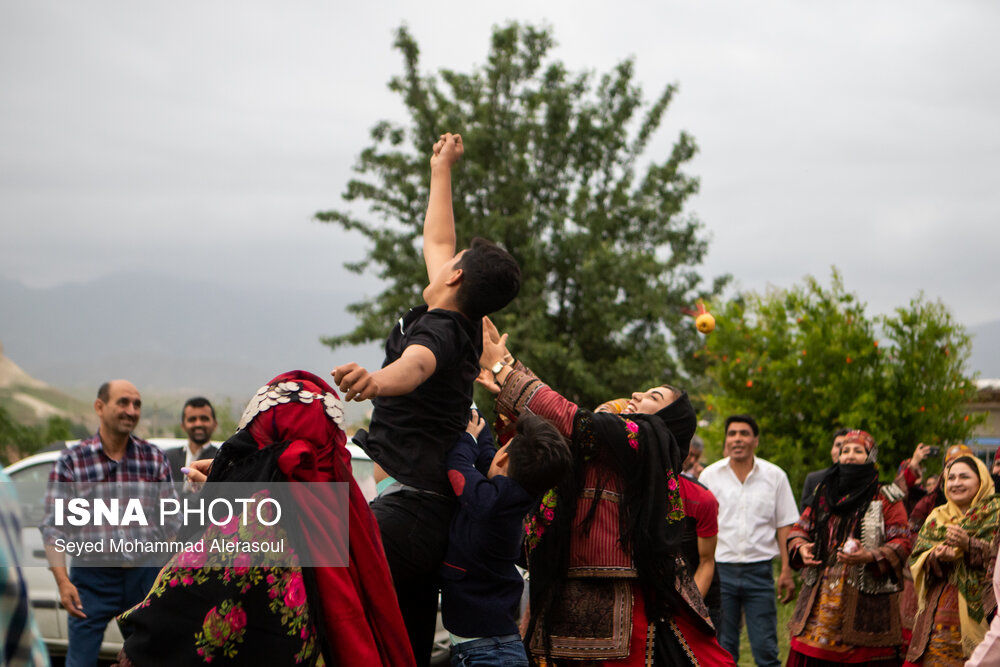 جشن عروسی متفاوت کرمانجی |تصاویر

