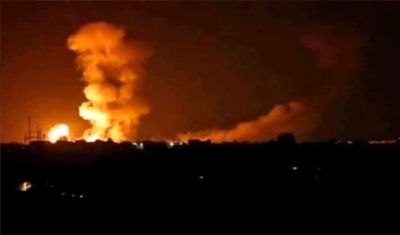 حمله هوایی انگلیس و آمریکا به ۳ منطقه در غرب یمن