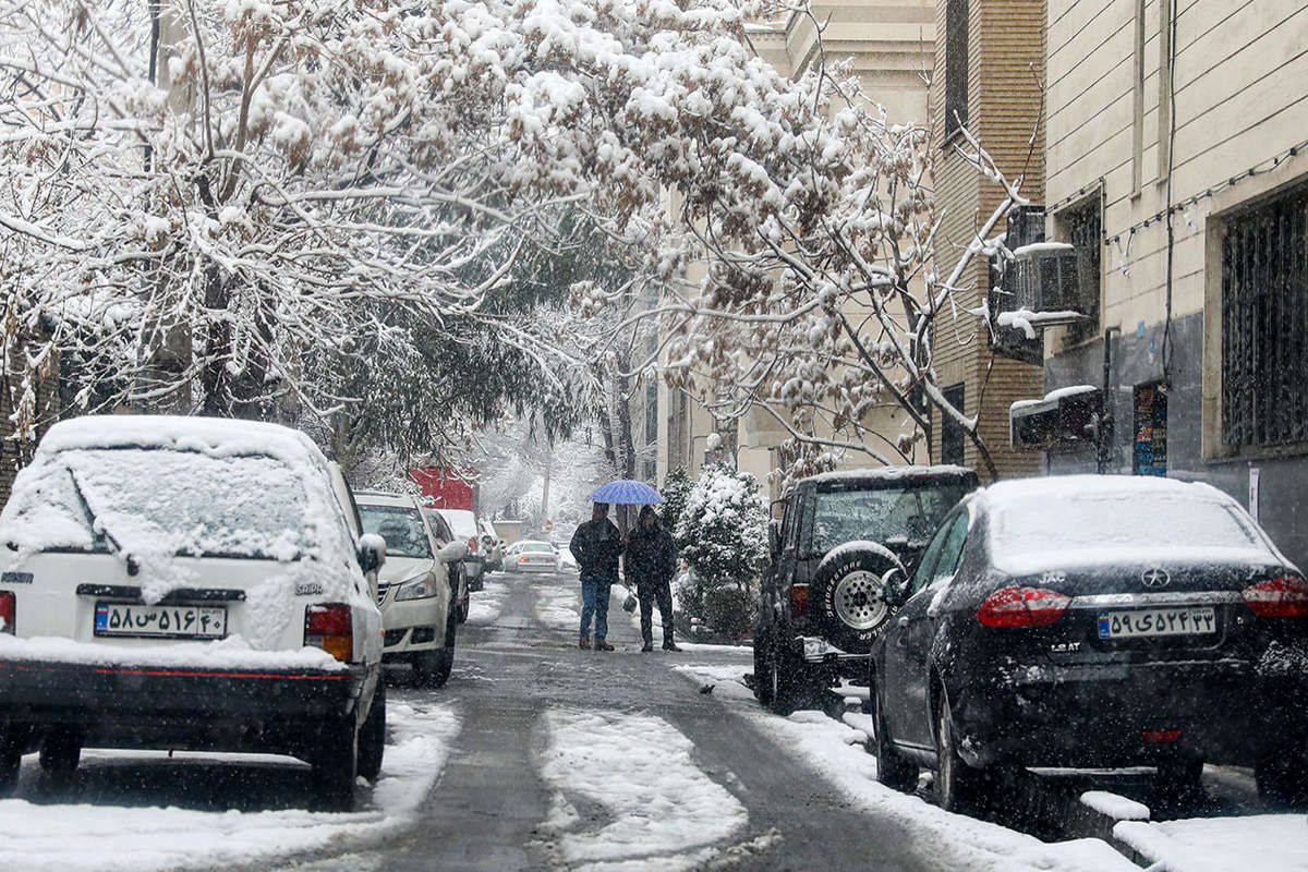 تهران برفی می‌شود