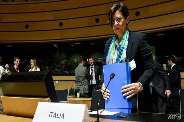 ایتالیا: فرانسه مسئول بخشی از درگیری‌ها در لیبی است