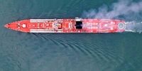 حادثه فجیع / آتش‌سوزی وسیع در یک کشتی / 3 هزار خودرو سوخت + تعداد تلفات  