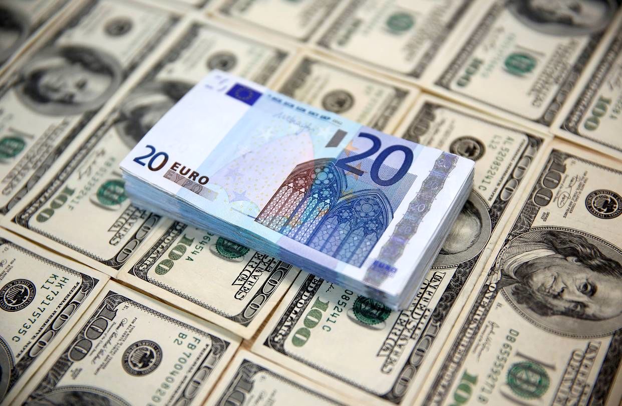 هزینه های کوچ اجباری از دلار به یورو