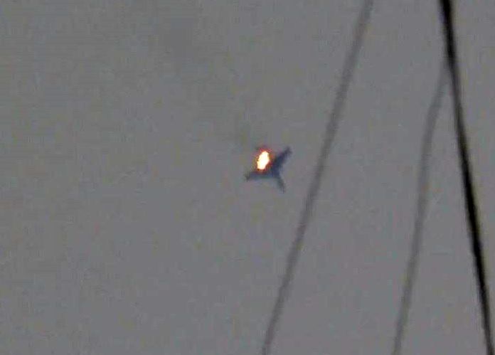 قتل ناجوانمردانه خلبان روسیه به دست تروریست‌های سوریه/ انتقام موشکی سریع روس‌ها + عکس