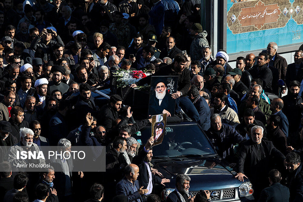 تصاویری از مراسم تشییع پیکر آیت الله هاشمی شاهرودی از مصلی تهران