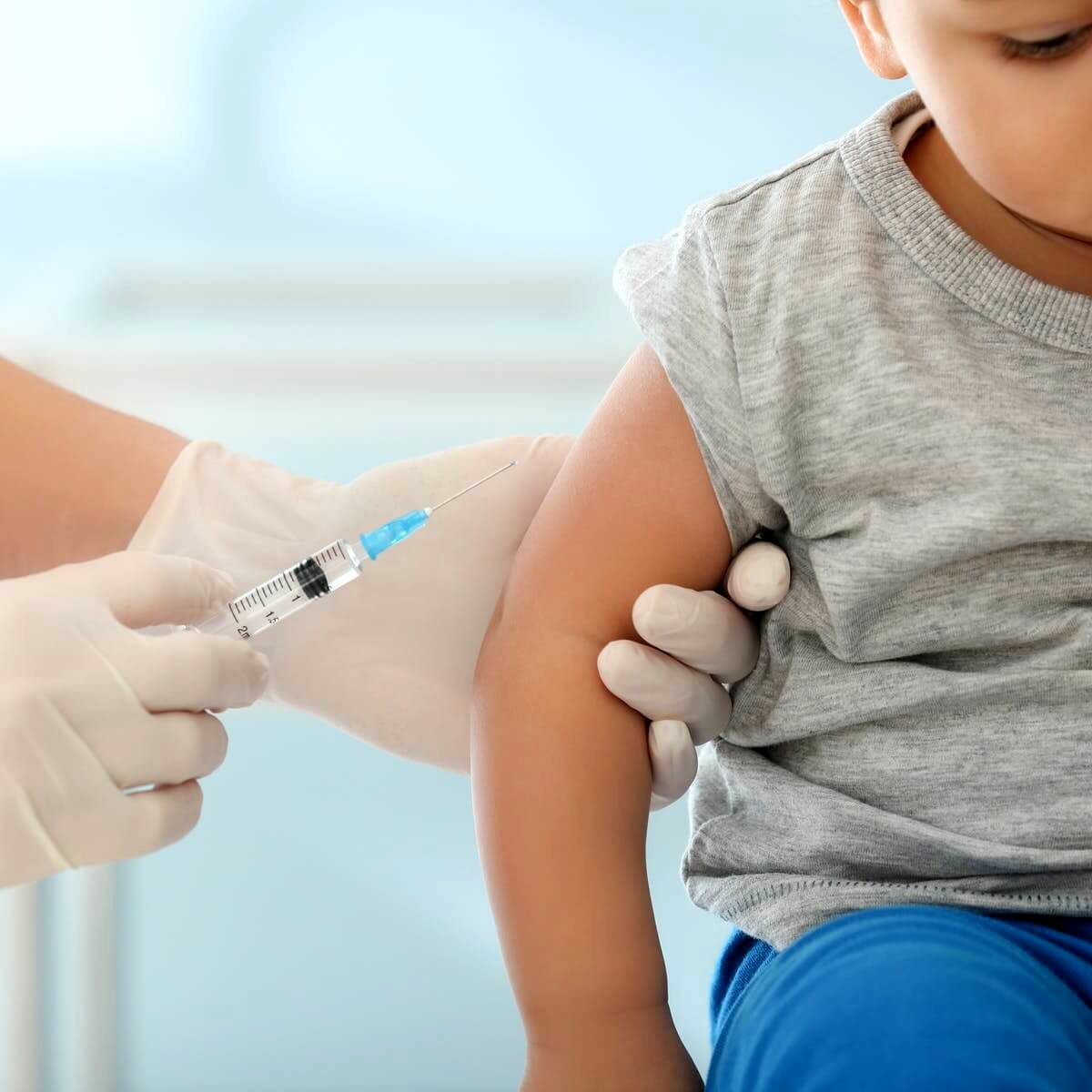 کودکان بالای 5سال  کدام واکسن را دریافت کنند؟