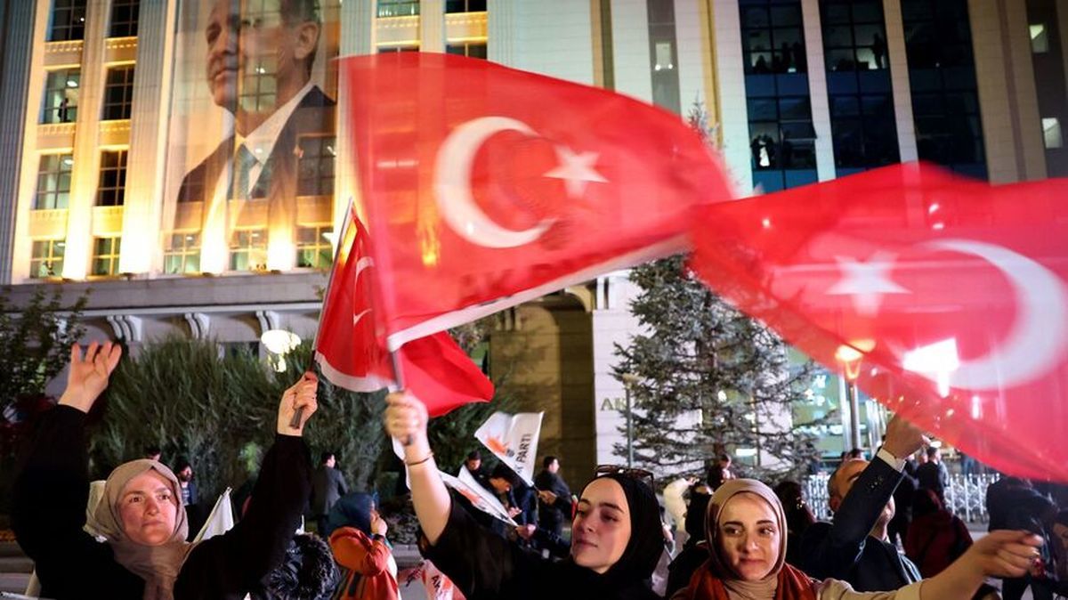 چرخش خطرناک نامزدها در آستانه مرحله دوم انتخابات ترکیه/ دیدار غیرمنتظره اردوغان و اوگان