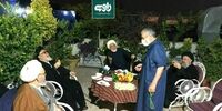 اولین تصویر از حضور مهدی کروبی در منزل قدرت الله علیخانی