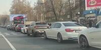 بنزین ۸۰ هزار تومانی مشتری پیدا کرد/ صف لاکچری‌ها مقابل جایگاه‌های سیار