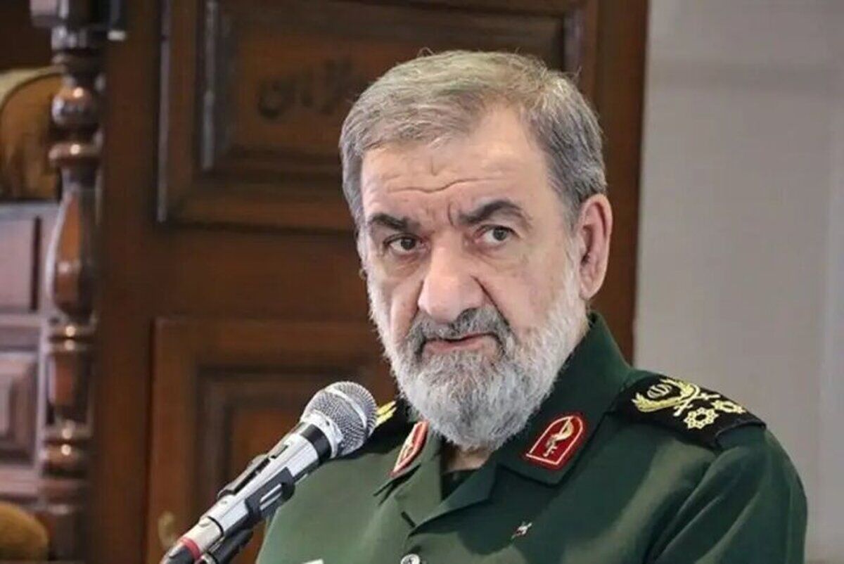 محسن رضایی خطاب به بسنت: در جنگ اقتصادی هم شکست خواهید خورد