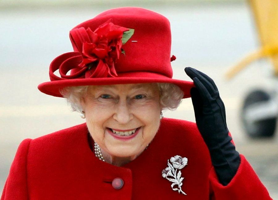 اقدام کم‌سابقه ملکه بریتانیا در بحبوحه شیوع کرونا