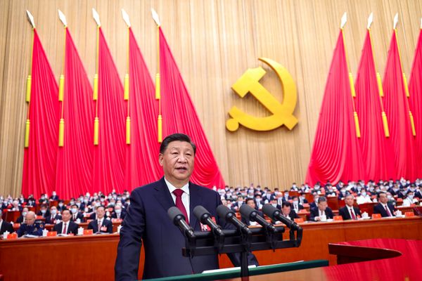 آخرین پاکسازی شی جین پینگ؛ فساد ساختاری یا نمایش قدرت؟ | فساد به سیلوهای زیرزمینی موشکهای بالستیک رسید