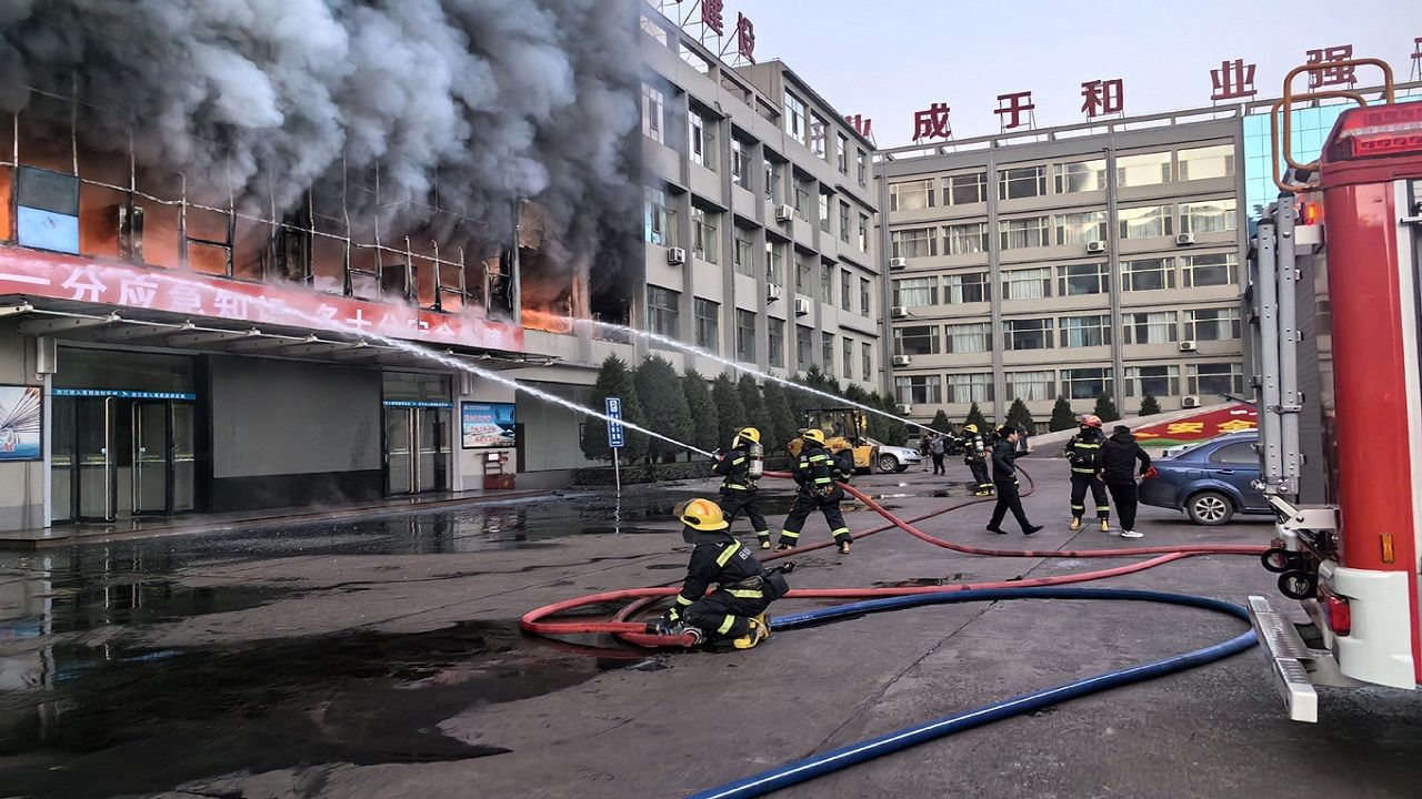  26 چینی زنده زنده در آتش سوختند !