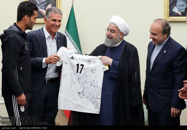 تصاویر دیدار تیم ملی فوتبال ایران با رئیس جمهوری
