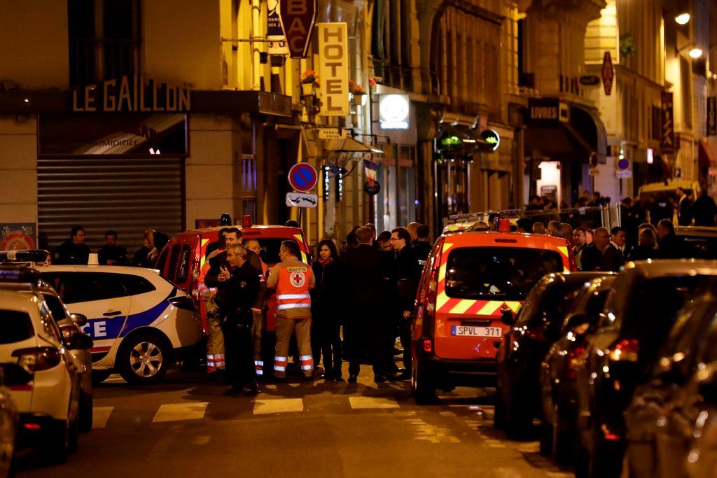فوری: فیلم کشتار خیابانی با چاقو در پاریس/ رده سنی 16+