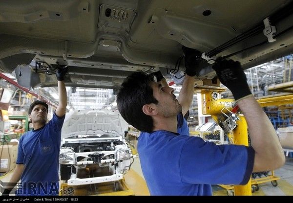 درآمدزایی واسطه ها از جیب خودروسازان 