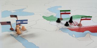 دیاکو حسینی: باید وقوع جنگ را قطعی دانست اما... | دیدگاه اروپا نه برای ایران اهمیت دارد نه آمریکا | چین انگیزه میانجی‌گری ندارد