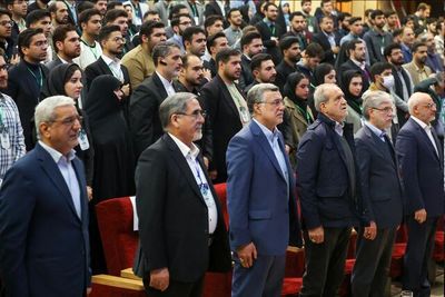 پزشکیان : قربون خدا برم به هر طوری که شده ما رو می‌چلونه + فیلم 