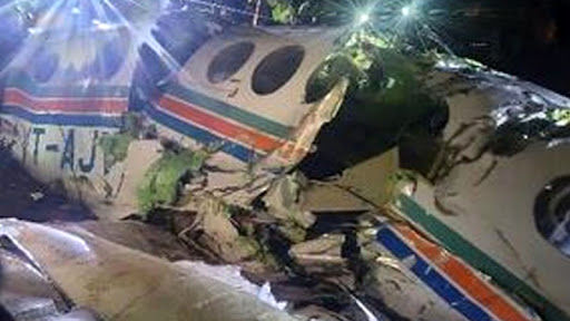 سقوط آمبولانس هوایی در هند/هر 7 سرنشین کشته شدند+فیلم