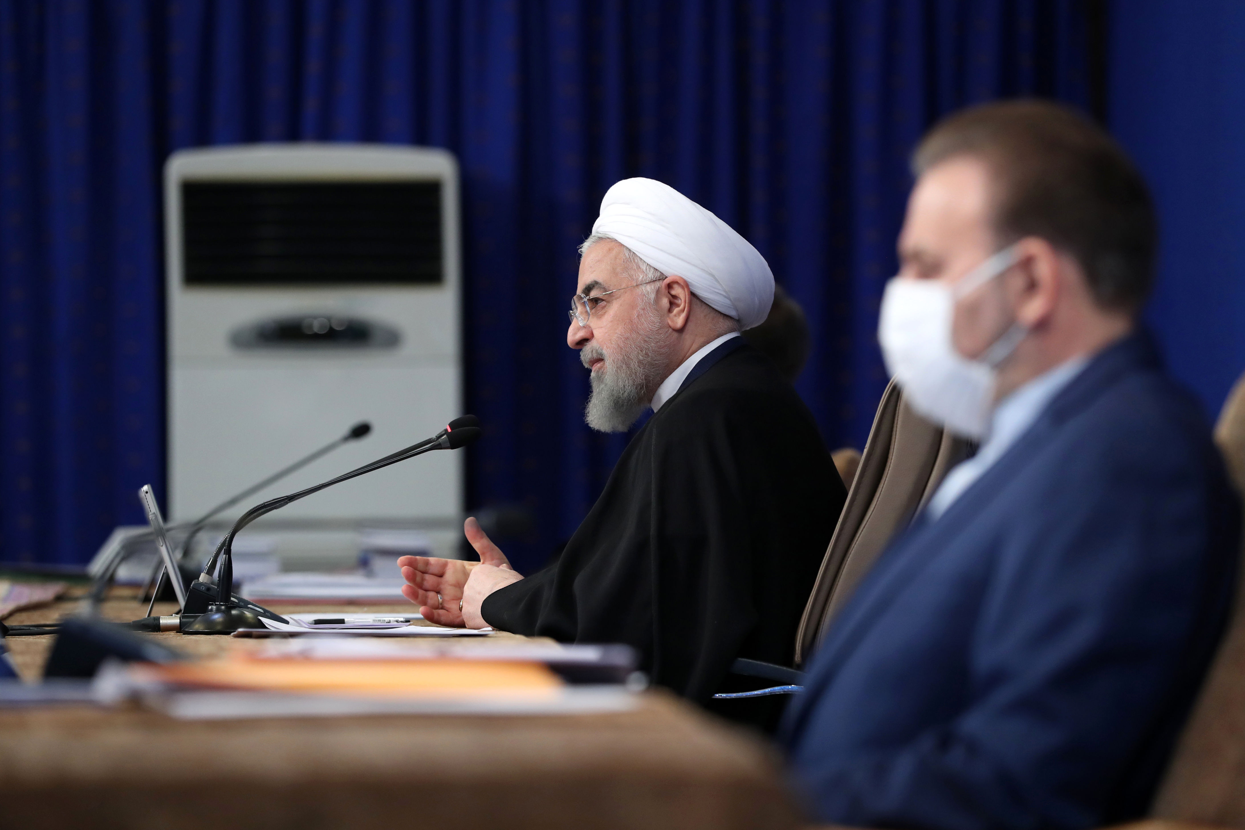 روحانی: روز یکشنبه ثابت شد توطئه های آمریکا ناموفق بوده/  هر جا پیروز شدیم، همه ارکان نظام کنار هم بودند