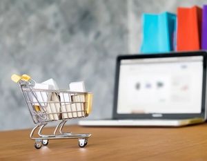 زمستان سخت و تعطیلی اجباری کسب‌وکارهای آنلاین | ویترین‌ها خاموش، بازار آنلاین بی‌جان و  اعتماد مشتریان متزلزل...