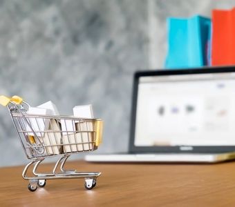 زمستان سخت و تعطیلی اجباری کسب‌وکارهای آنلاین | ویترین‌ها خاموش، بازار آنلاین بی‌جان و  اعتماد مشتریان متزلزل...