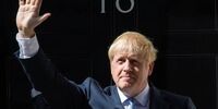 جانسون بالاخره تسلیم فشارها شد