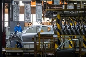 قطعه‌سازانِ خودرو، «آجیل‌ فروش» شدند | بابایی: فرآیند تخصیص ارز طولانی است | نیاز ارزی قطعه‌سازان با صادرات کالاهای غیرمرتبط تامین می‌شود