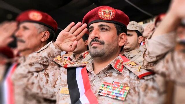 بیانیه القسام پس از شهادت رئیس ستاد کل ارتش یمن / نام شهید الغماری در صفحات افتخار تاریخ ثبت خواهد شد