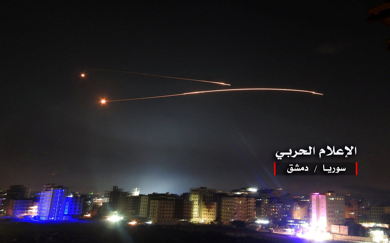 تصاویری از حملات موشکی سوریه به نقاط راهبردی رژیم صهیونیستی + عکس