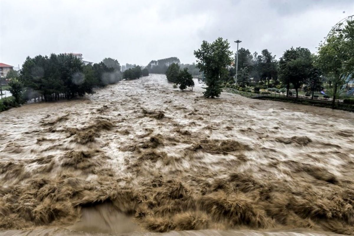 مفقودی احتمالی دو نفر در گیلان / وقوع سیل و آبگرفتگی در 11 استان