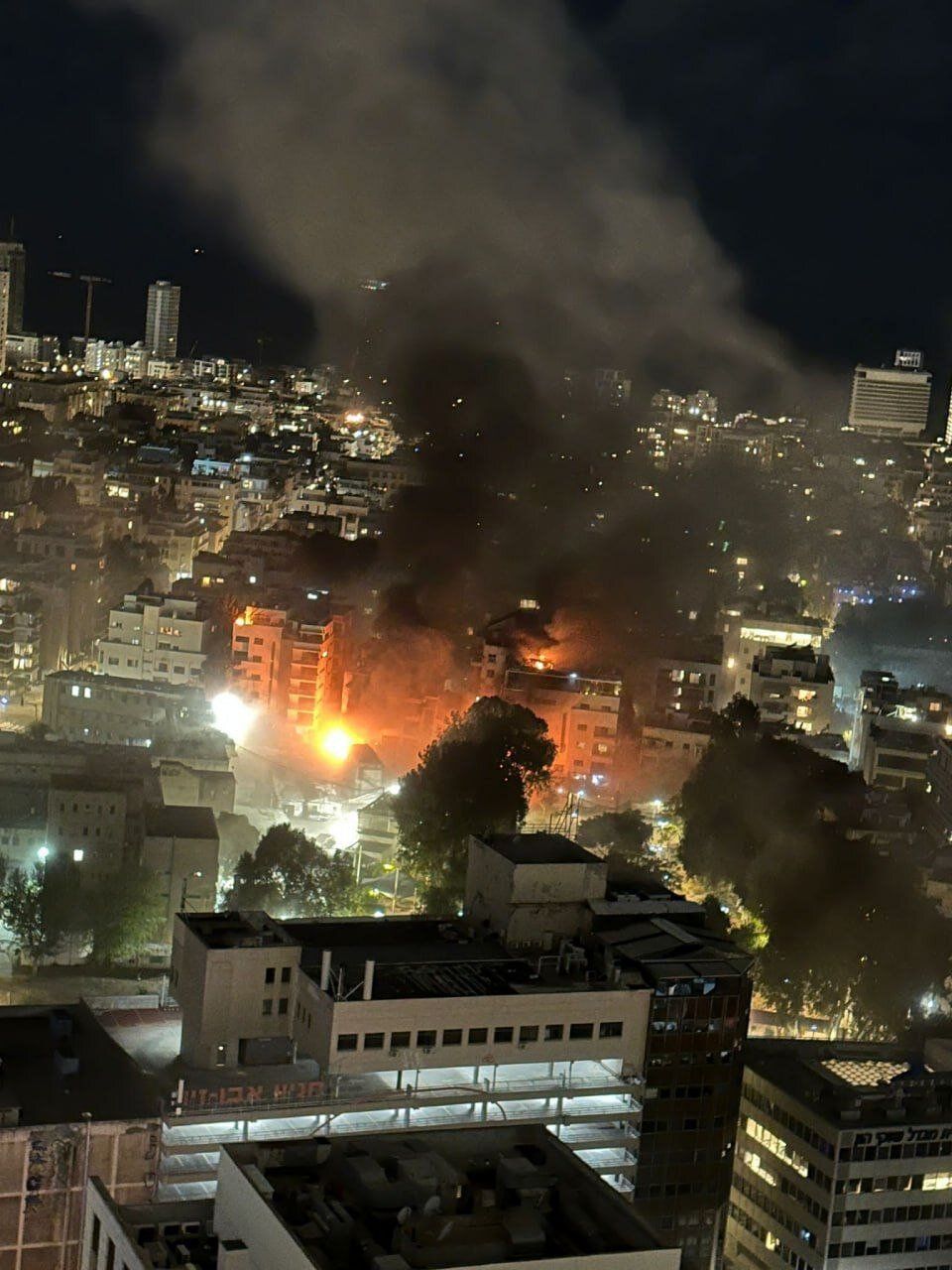لحظه اصابت موشک سپاه به ستادکل ارتش اسرائیل | تصاویر