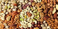 یک مغازه میوه و آجیل فروشی در دوران قاجار+ عکس