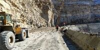 سقوط سنگ در محور کندوان روی پژو پارس حادثه آفرید