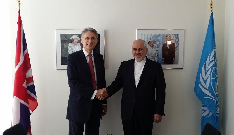 رایزنی وزیران خارجه ایران و انگلیس درباره بازگشایی سفارت خانه