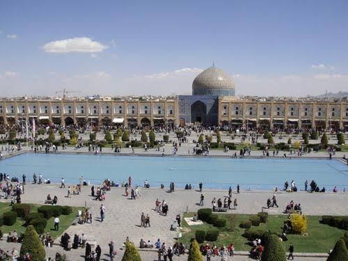 کسب اطلاعات جامع برای گردشگران فراهم شد 