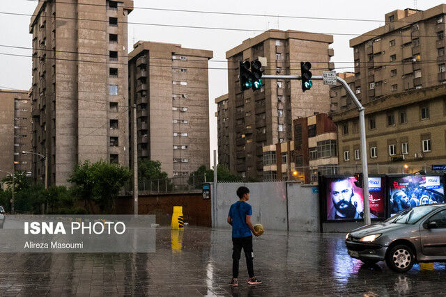آخرین وضعیت جوی تهران/ هشدار درباره آبگرفتگی معابر و وقوع طوفان!
