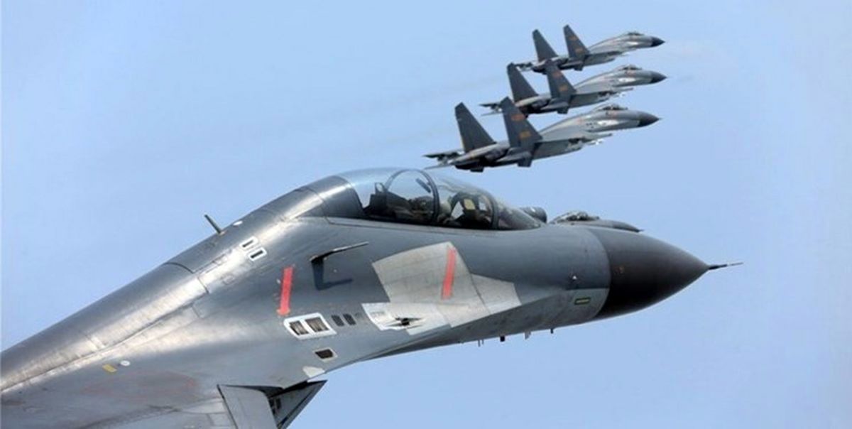 ادعای تایوان درباره ​عبور 13 جنگنده چین از تنگه این کشور