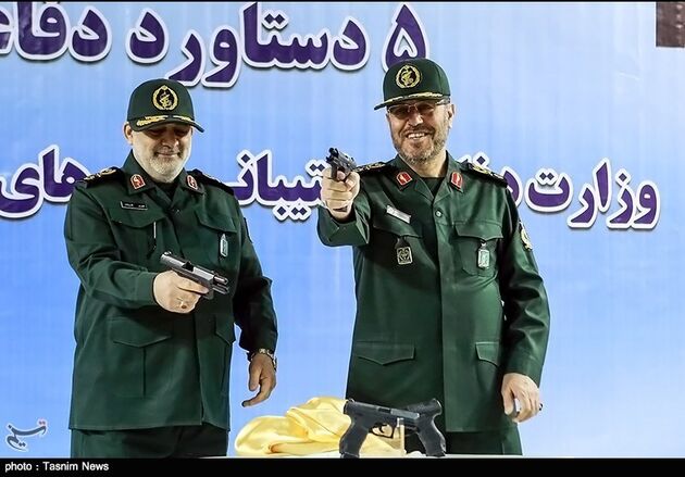 رونمایی از پنج دستاورد رزمی دفاعی