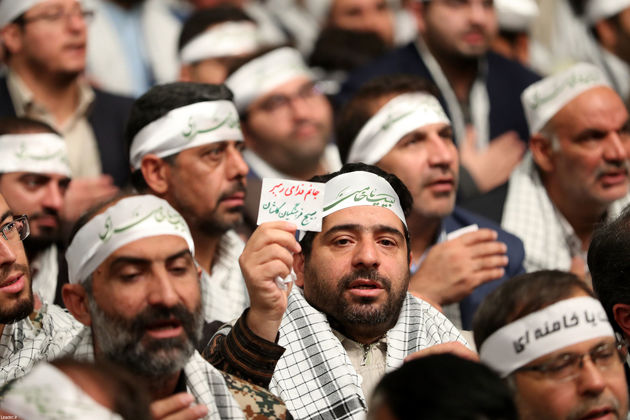 تصاویر دیدار هزاران نفر از بسیجیان با مقام معظم رهبری