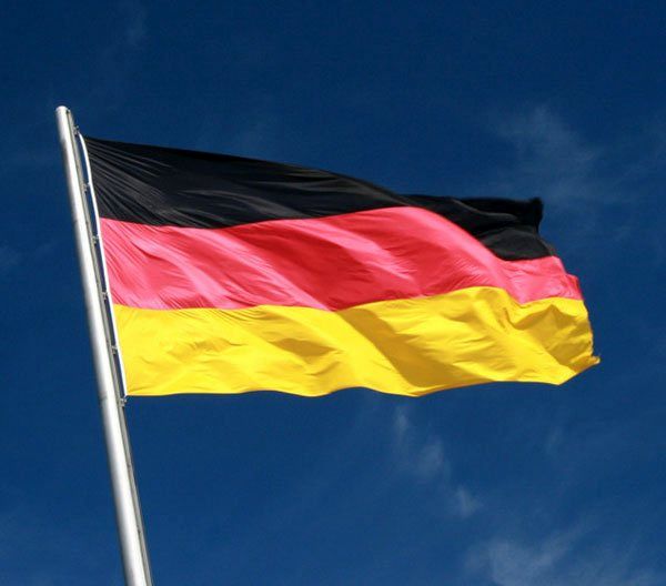 چتر آمریکا در خاک آلمان پهن می ماند