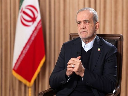 رایزنی رئیس جمهور با سران قطر و پاکستان/ پزشکیان:  اگر آمریکا به دنبال مذاکره است باید دست از اقدامات تنش‌زا بردارد /جنگ و درگیری به نفع هیچ طرفی نیست