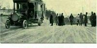 عکسی دیده نشده از اولین اتوبوسی که وارد ایران شد