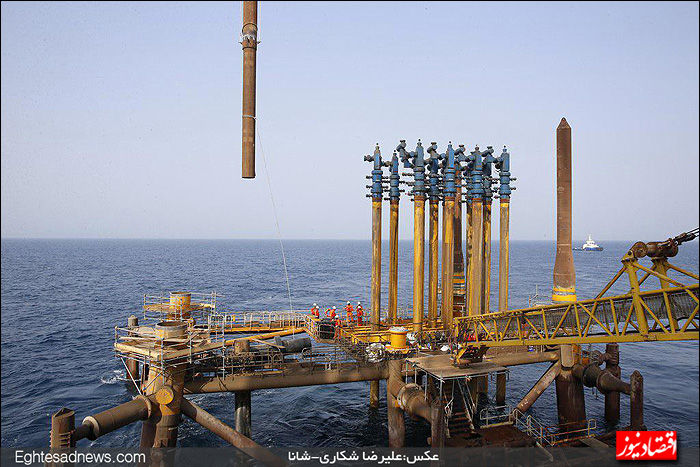 وعده عرضه پروژه‌های نفتی ایران در ماه‌های آینده/امضای قراردادهای جدید نفتی تا پایان امسال