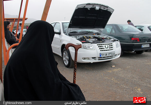 گشت تصویری در یک بازار مکاره خودرو