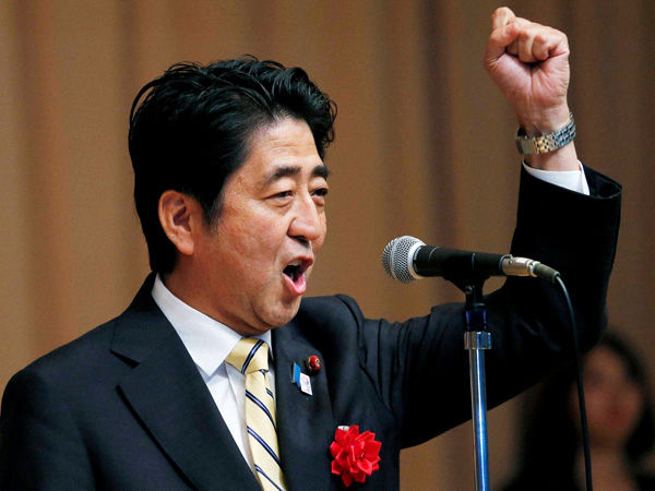 ژاپن حمله پیشدستانه به کره شمالی را بررسی می کند