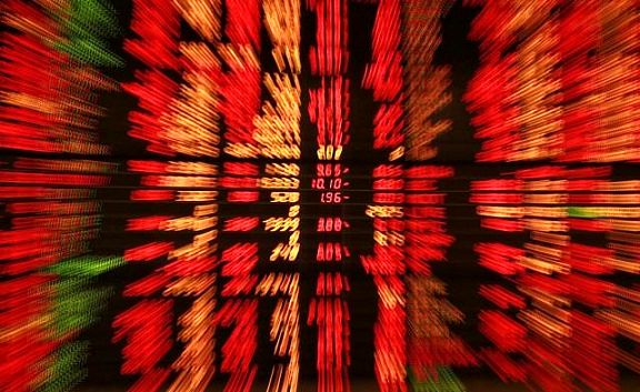 سهام بازی، ‌بورس را مختل کرده است/ عدم مدیریت صحیح باعث نگرانی سهامداران شده است