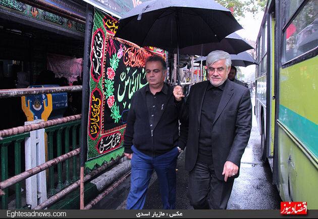 محمدرضا عارف در مراسم عزاداری + گزارش تصویری