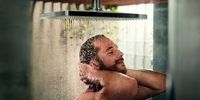 13 عادت هنگام حمام کردن که باعث مرگ می شود!