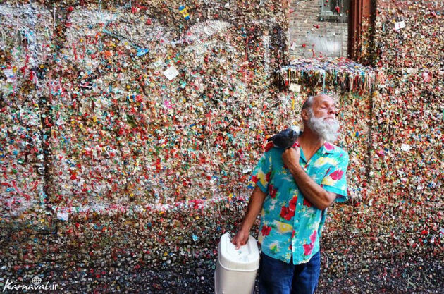 gum-wall19
