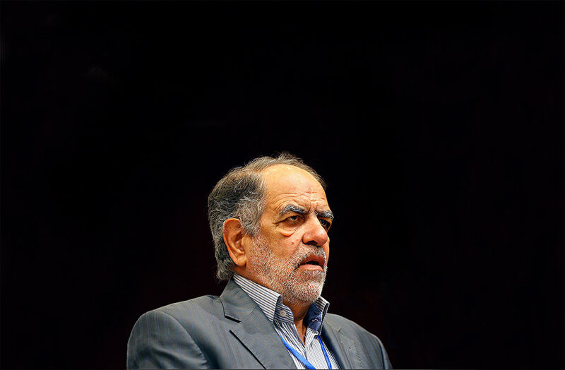 واکنش تند اکبر ترکان به اتهام قاچاق‌ در مناطق آزاد/« آقای نعمت‌زاده بی‌هوا حرف نزن، یک جایی از کوره درمی‌رم‌ ها» / قاچاقی در مناطق آزاد نداریم